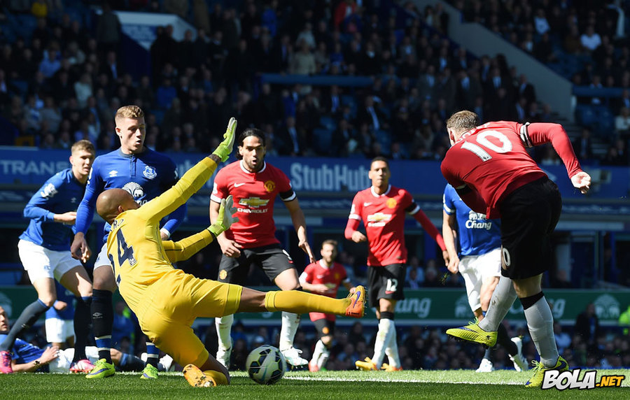 Tanpa ampun Everton beri pelajaran pada MU.