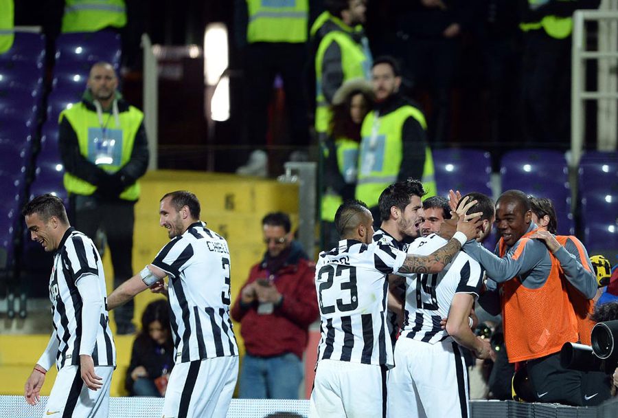 Balik Kedudukan, Juventus Hajar Fiorentina