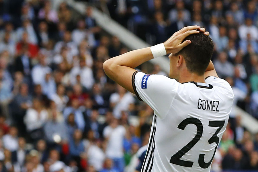 Jerman Puncaki Klasemen Grup C