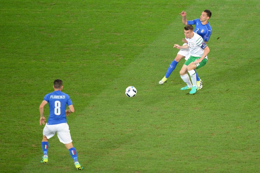 Kalahkan Italia, Irlandia Lolos ke 16 Besar