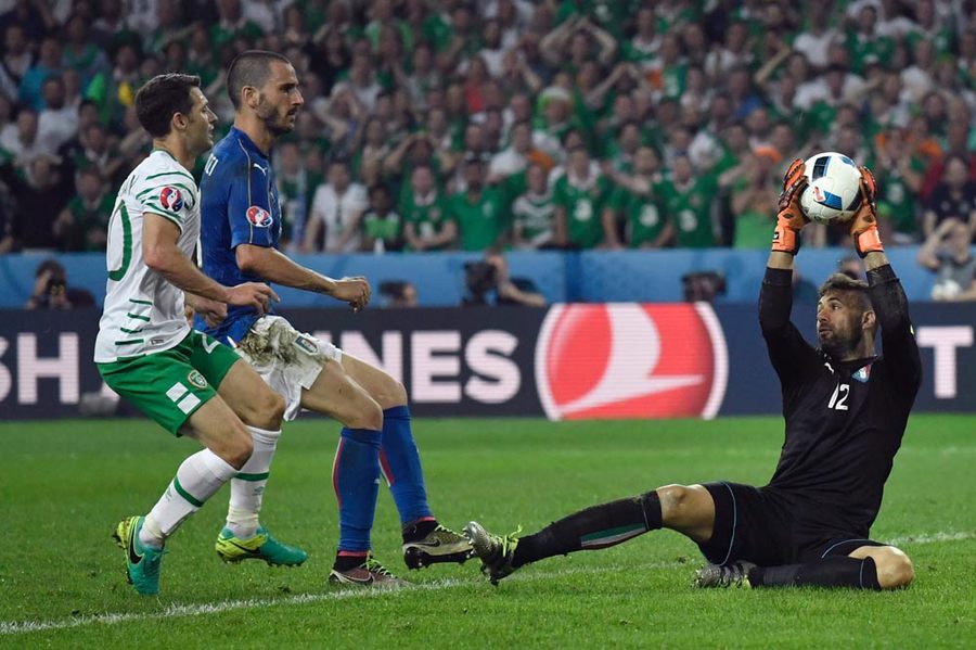 Kalahkan Italia, Irlandia Lolos ke 16 Besar