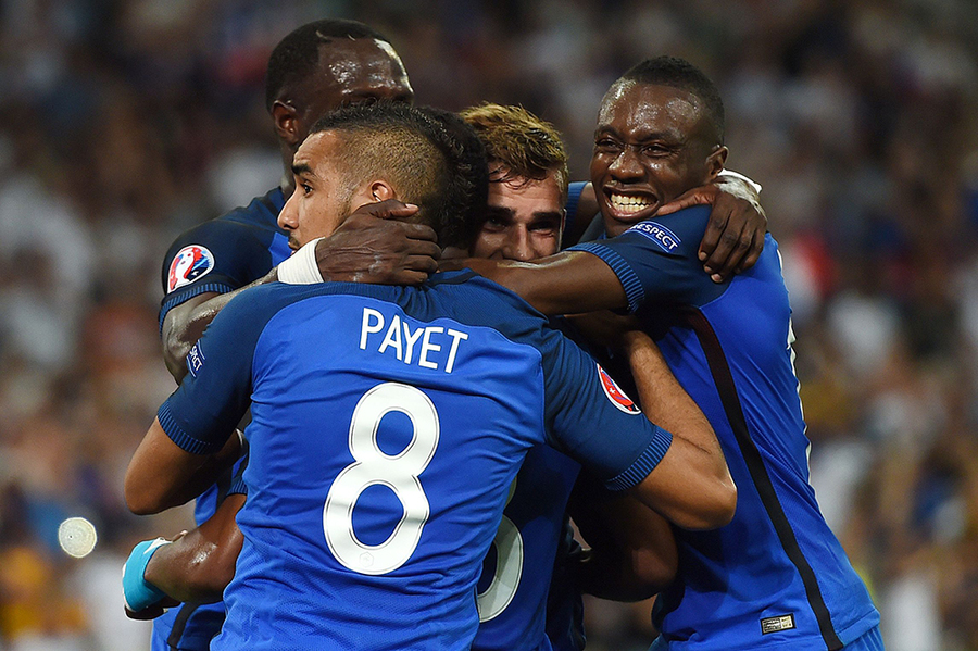 Brace Griezmann Pastikan Prancis ke Final