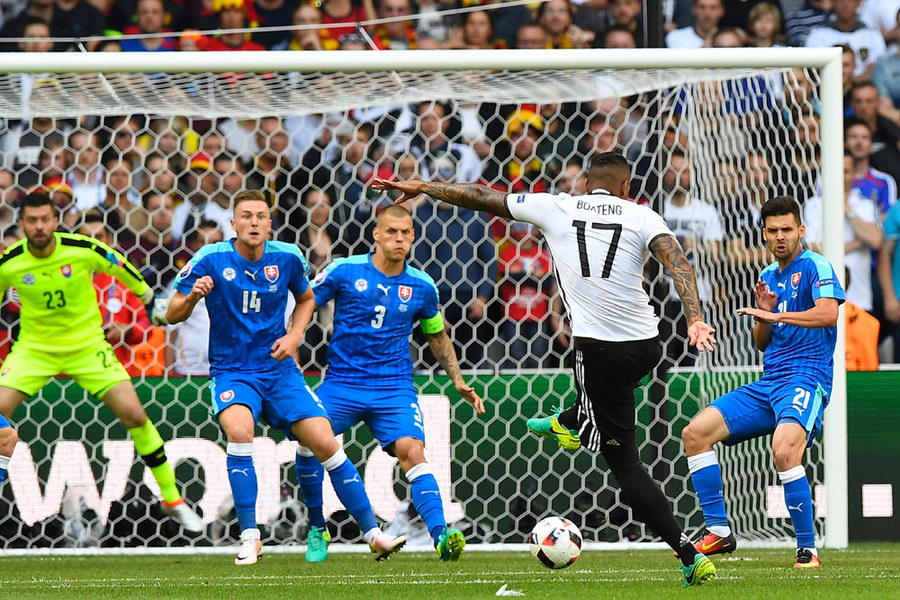 Mesin Mulai Panas, Jerman Dengan Mudah Lindas Slovakia