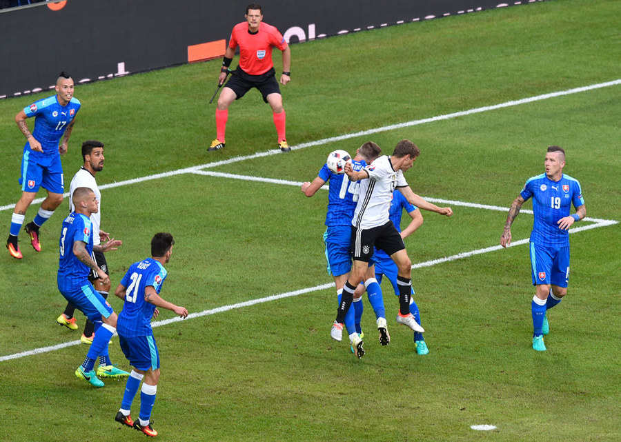 Mesin Mulai Panas, Jerman Dengan Mudah Lindas Slovakia