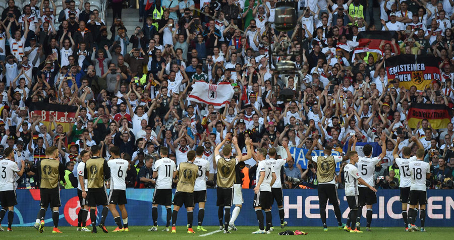 Mesin Mulai Panas, Jerman Dengan Mudah Lindas Slovakia