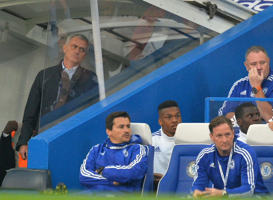 Chelsea Hancur Lebur di Stamford Bridge