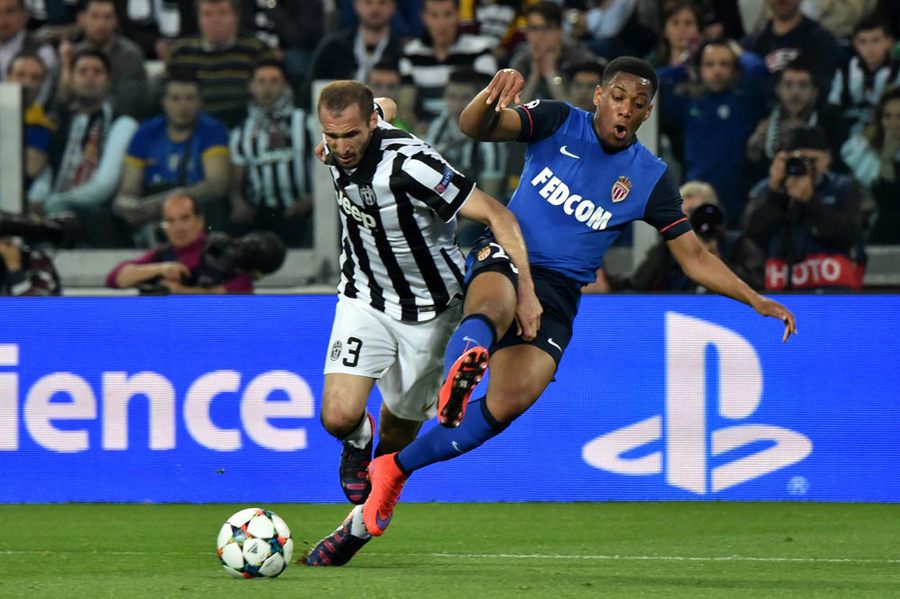 Penalti Vidal Taklukkan Monaco