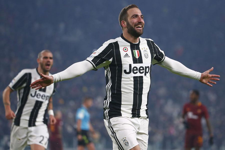 Jungkalkan Roma, Juventus Melenggang di Puncak Serie A