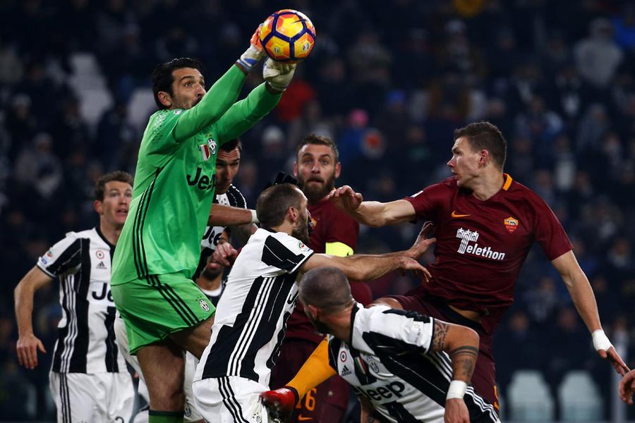 Jungkalkan Roma, Juventus Melenggang di Puncak Serie A