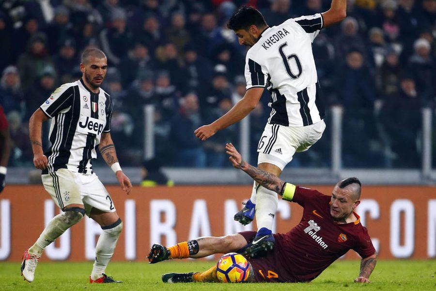 Jungkalkan Roma, Juventus Melenggang di Puncak Serie A