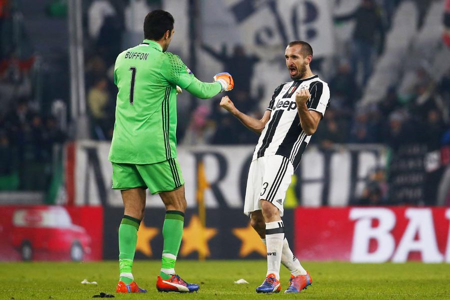 Jungkalkan Roma, Juventus Melenggang di Puncak Serie A