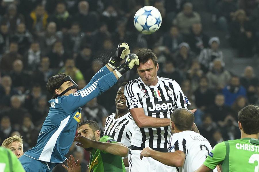 Juventus Gagal Tumbangkan Gladbach