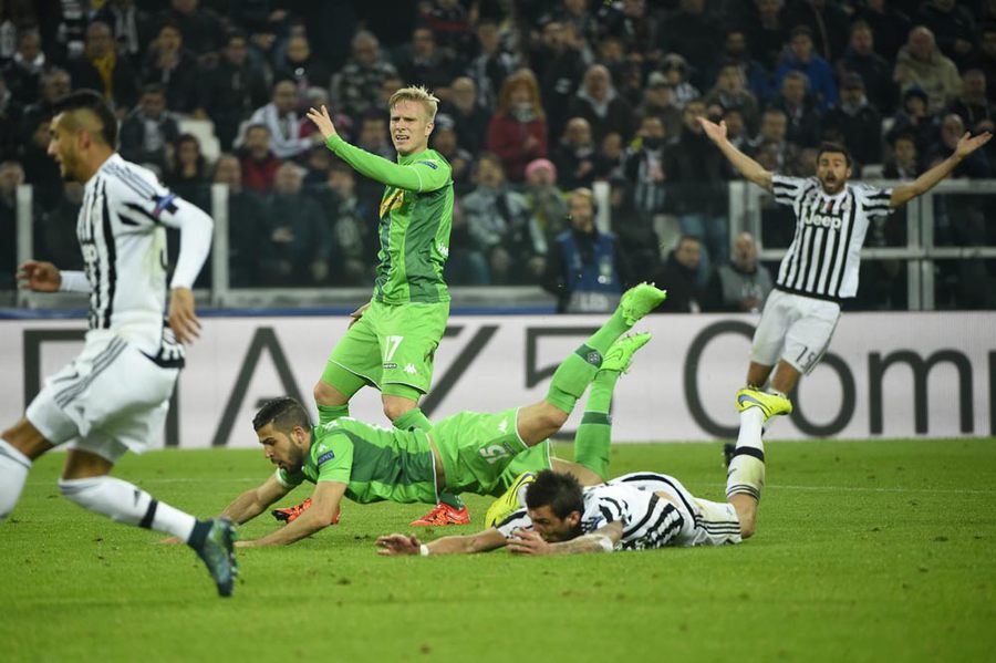 Juventus Gagal Tumbangkan Gladbach