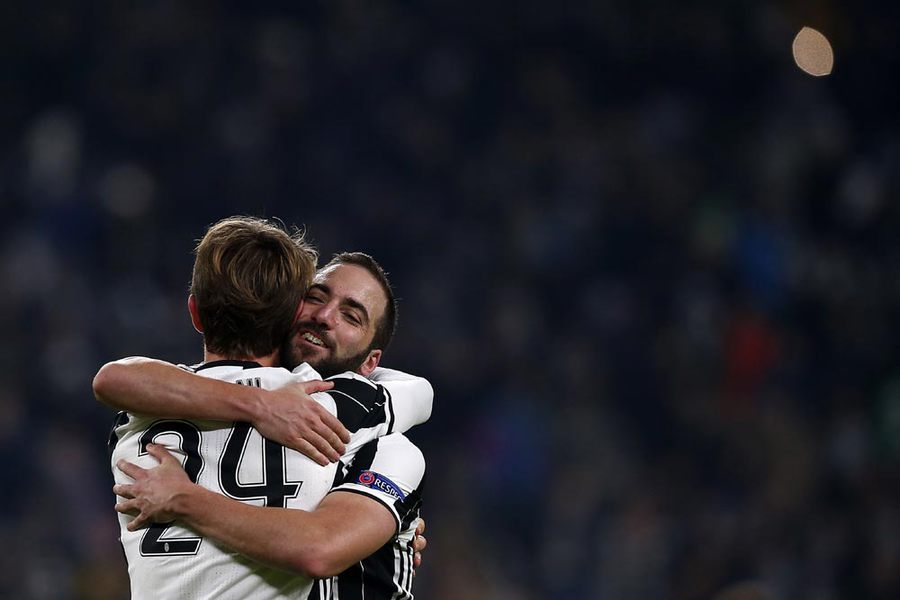 Tundukkan Zagreb, Juventus Juara gGrup H