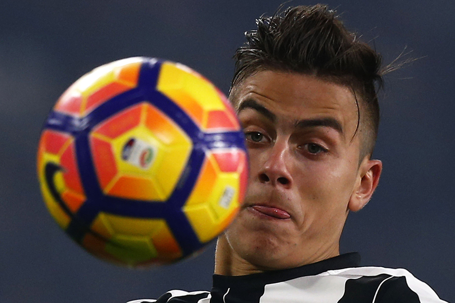 Dua Penalti Dybala Taklukkan Napoli