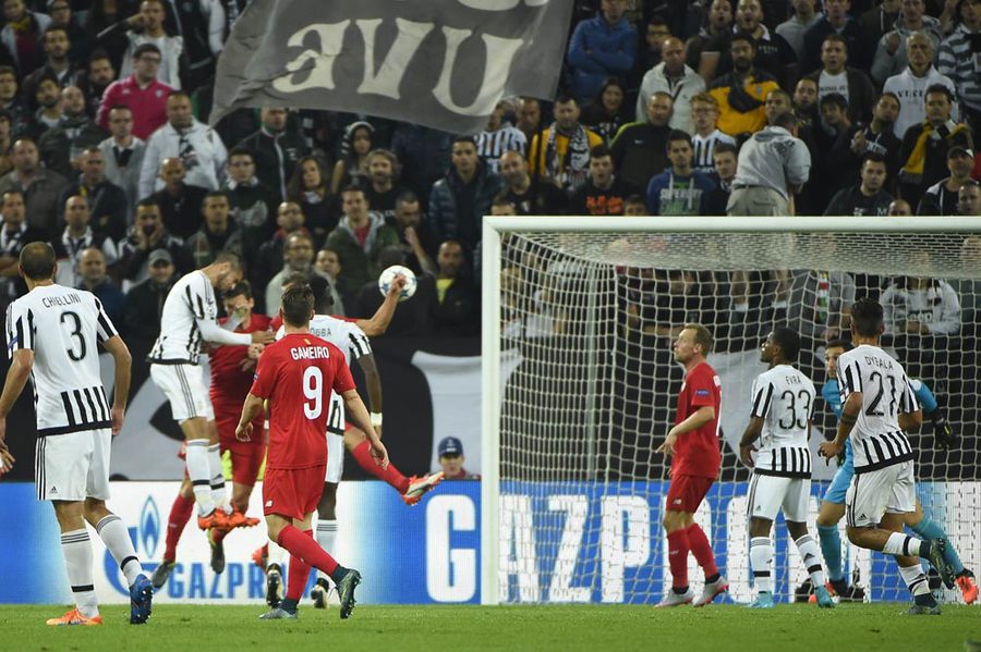 Juventus Raih Kemenangan Pertama di Kandang