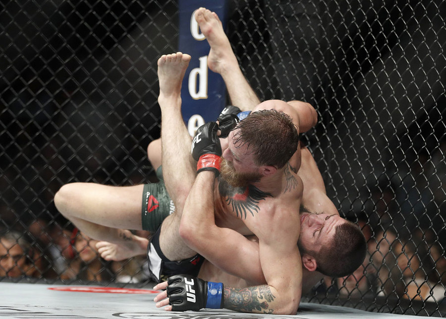 Khabib Nurmagomedov Sang Penakluk Conor McGregor