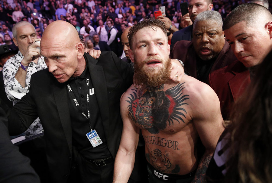 Khabib Nurmagomedov Sang Penakluk Conor McGregor