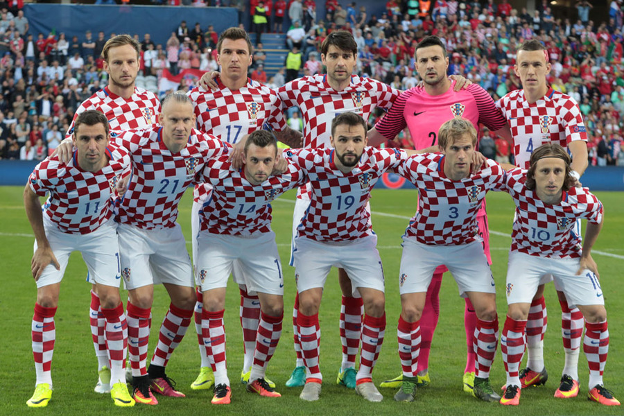 Dramatis, Portugal ke Perempat Final