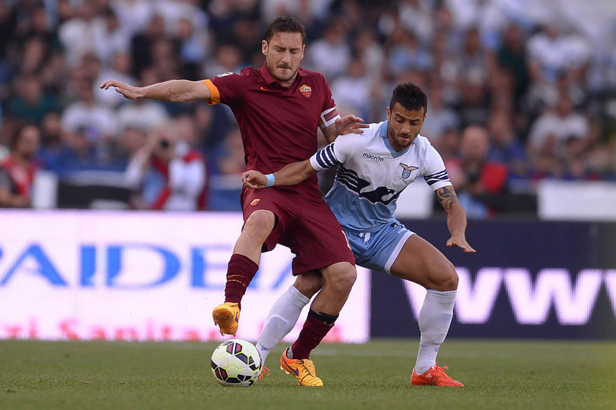 Tekuk Lazio, AS Roma Langsung ke Fase Grup Liga Champions 2015-16.