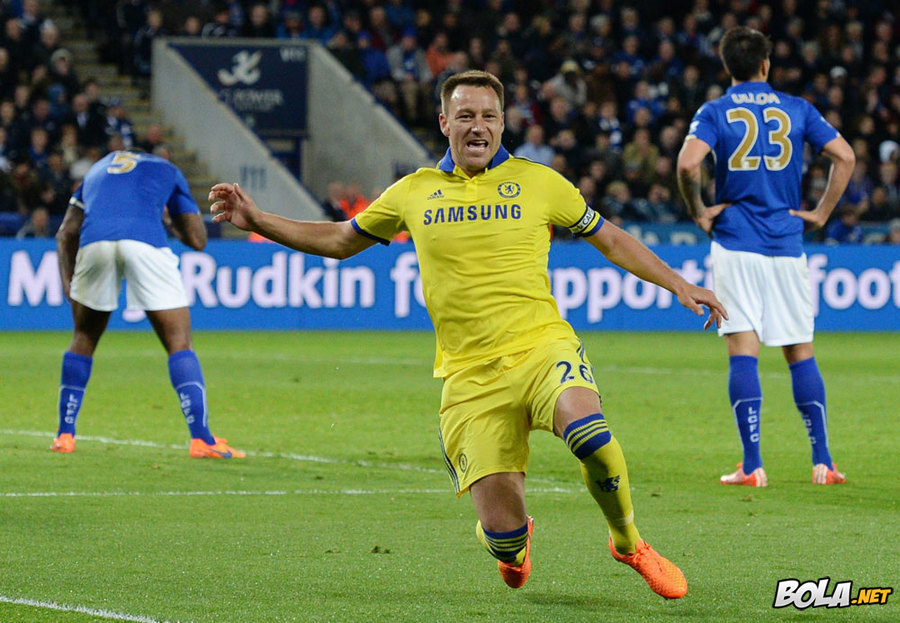 Comeback, Selangkah Lagi Chelsea Juara Premier League 2014-15.