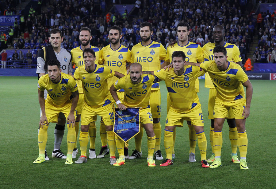Islam Slimani Menangkan Leicester Atas Porto