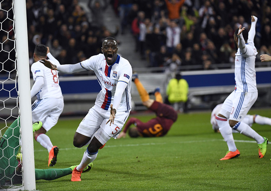 Roma Runtuh di Lyon