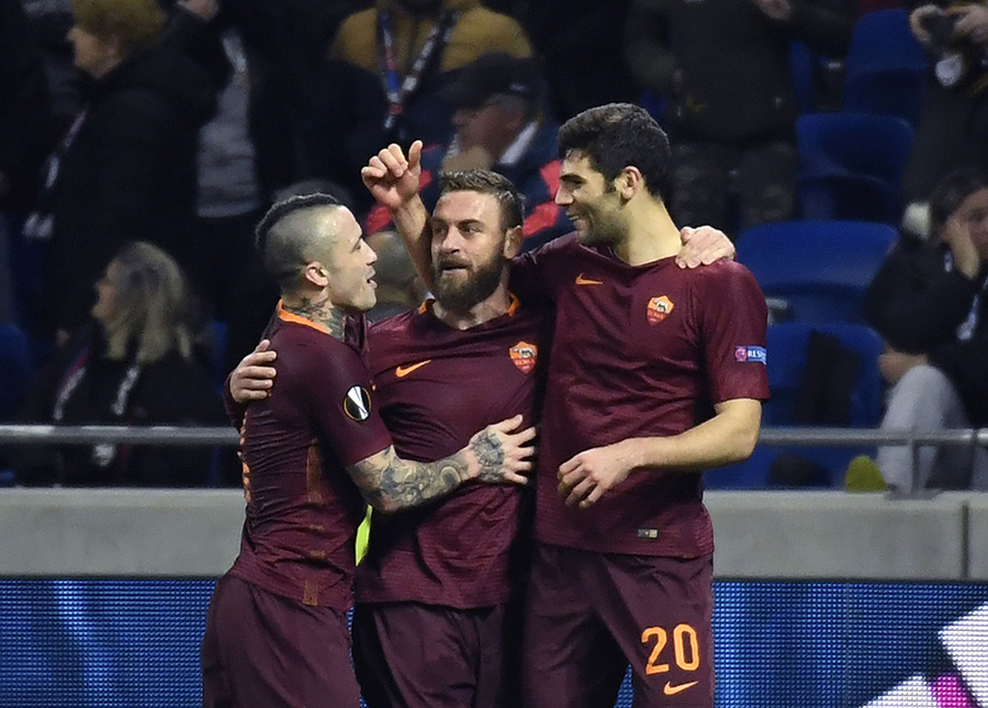 Roma Runtuh di Lyon
