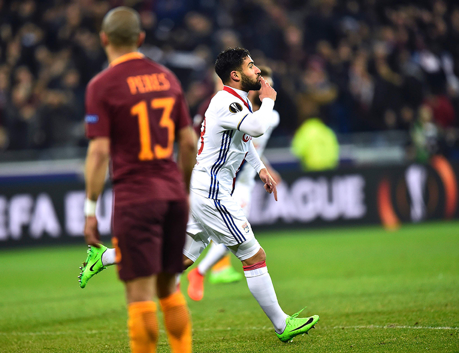 Roma Runtuh di Lyon