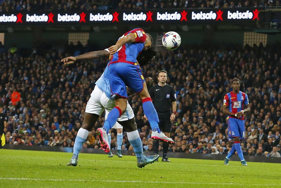 Lindas Palace, Man City Melaju di Capital One Cup