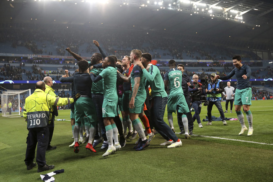 Tottenham Kubur Mimpi Man City