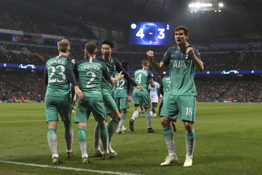 Tottenham Kubur Mimpi Man City
