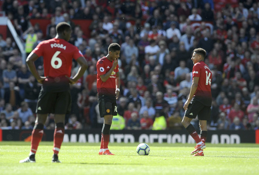 Cardiff Bikin Old Trafford Terdiam