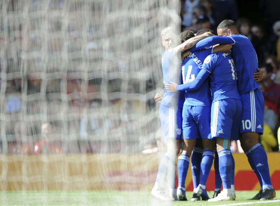 Cardiff Bikin Old Trafford Terdiam