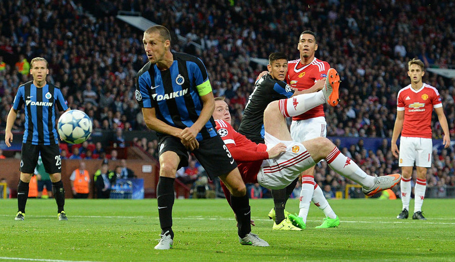 Brace Depay Antarkan MU Bekuk Brugge