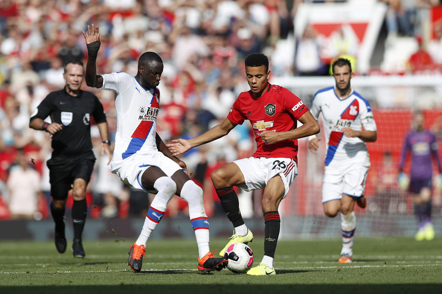 Palace Pecundangi Manchester United