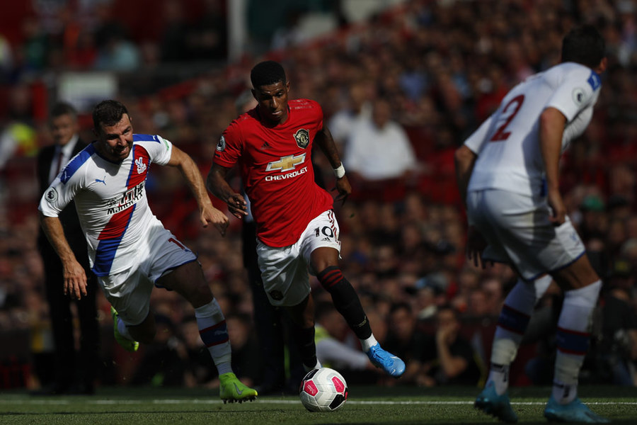 Palace Pecundangi Manchester United