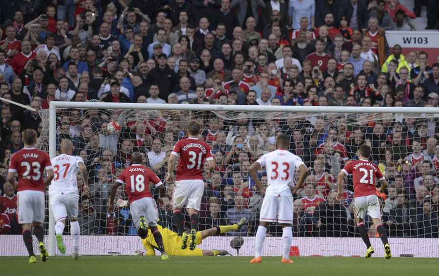 Manchester United Bungkam Liverpool di Old Trafford