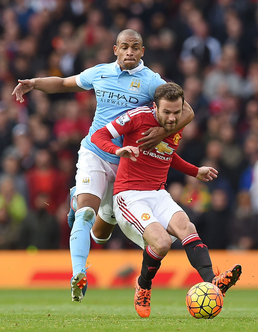 манчестерское дерби. Barclays manchester united - manchester city. Manchester united vs manchester city. манчестер юнайтед vs манчестер сити. ман сити против ман юнайтед.