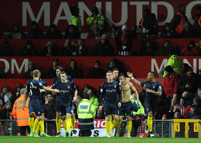 Soton Taklukkan Old Trafford