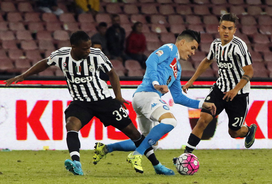 Napoli Gebuk Sang Juara Bertahan