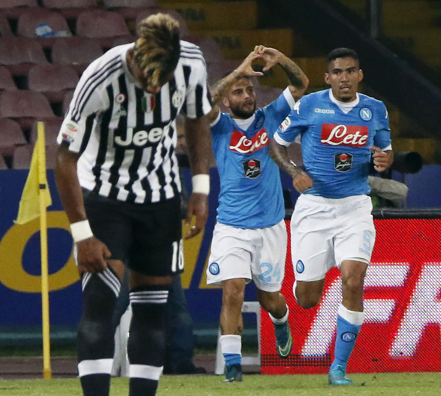 Napoli Gebuk Sang Juara Bertahan