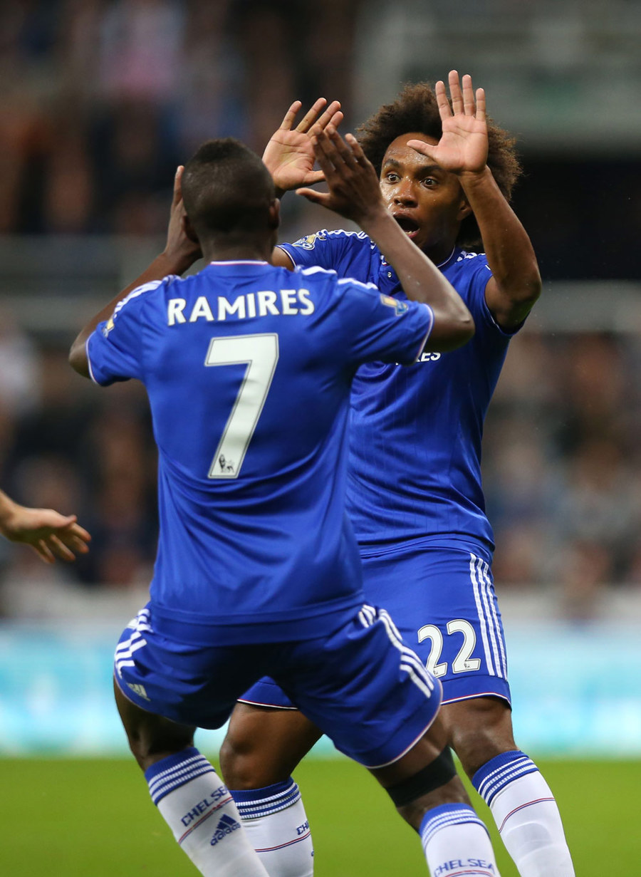 Chelsea Tertahan di James' Park