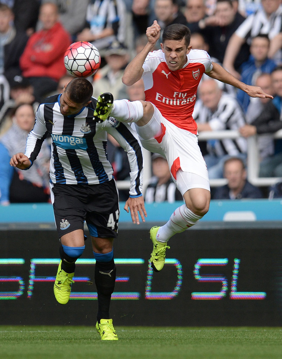 Hujan Kartu di Kemenangan Arsenal