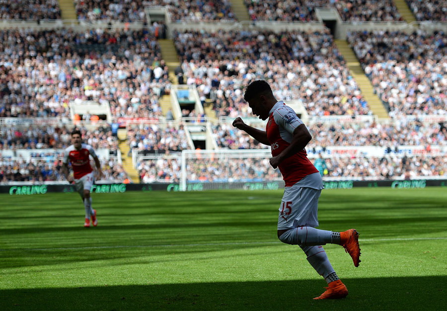 Hujan Kartu di Kemenangan Arsenal