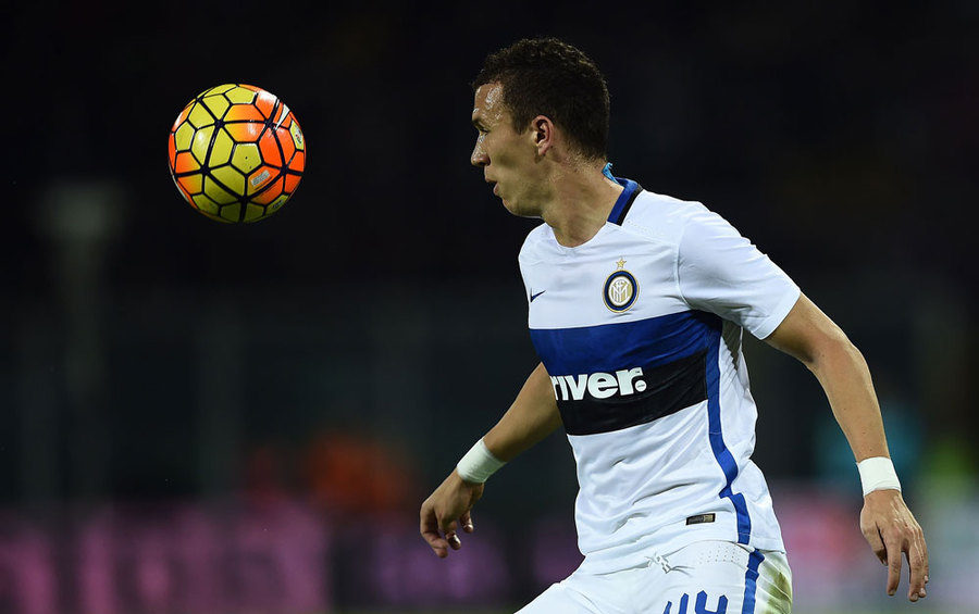 10 Pemain Inter Tertahan di Markas Palermo