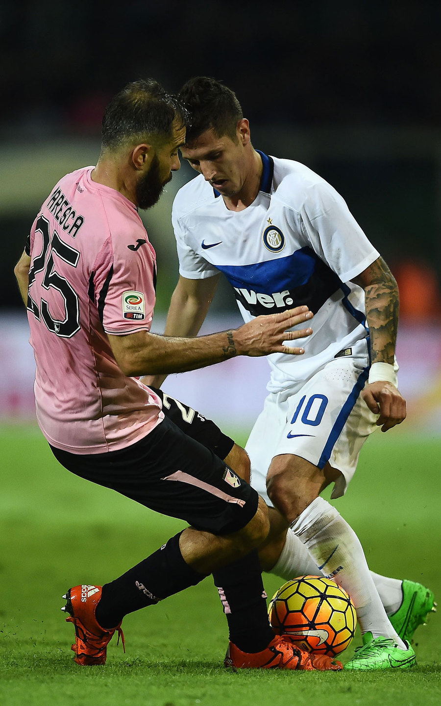 10 Pemain Inter Tertahan di Markas Palermo