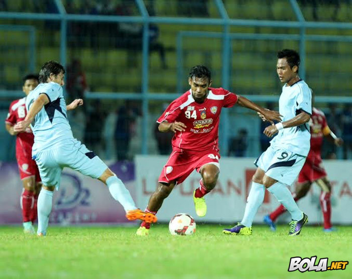 Kalahkan Persela, Arema ke Semifinal