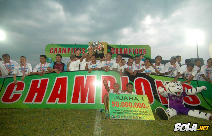 Persik Juara Piala Gubernur Jatim 2015
