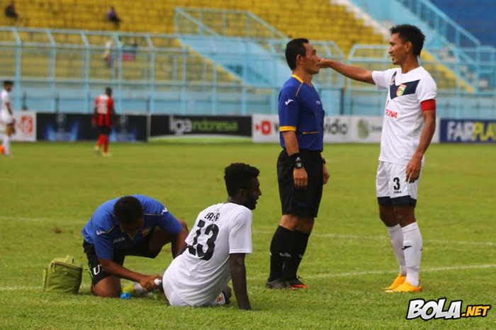 Persipura Bantai Mitra Kukar
